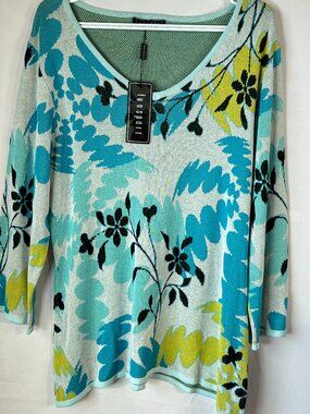 Funsport Floral Textured Knit Top Vibrant artsy, boho boutique-style Resort L